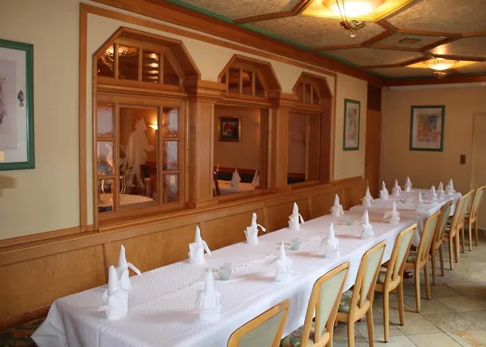 イン Wirtshaus 